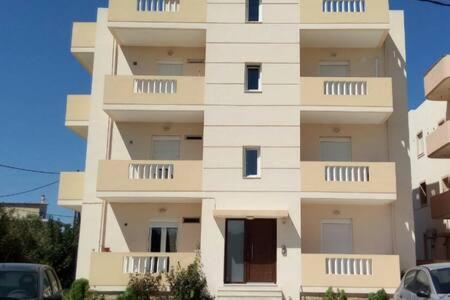 Michaela Apartment Gazi Exterior foto